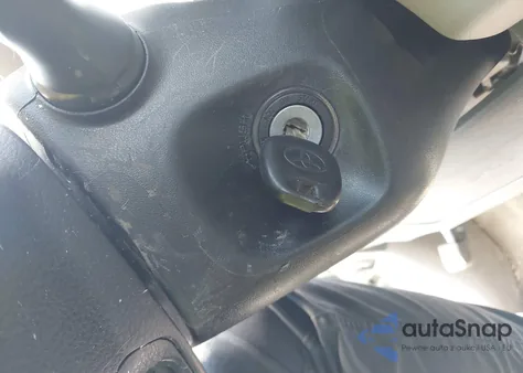 2019 Toyota Sienna Le from USA, damaged, VIN 5TDJZ3DC4KS215106